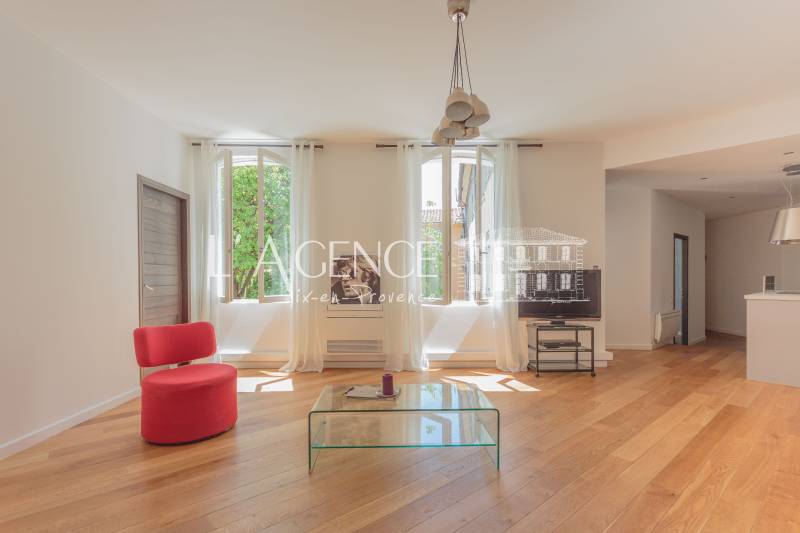 Aix Cours Mirabeau T3 de haut standing climatisé calme