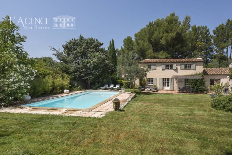 Maison 5 pièces 143 m² · à Aix-en-Provence · 143 m² · 815 000 €