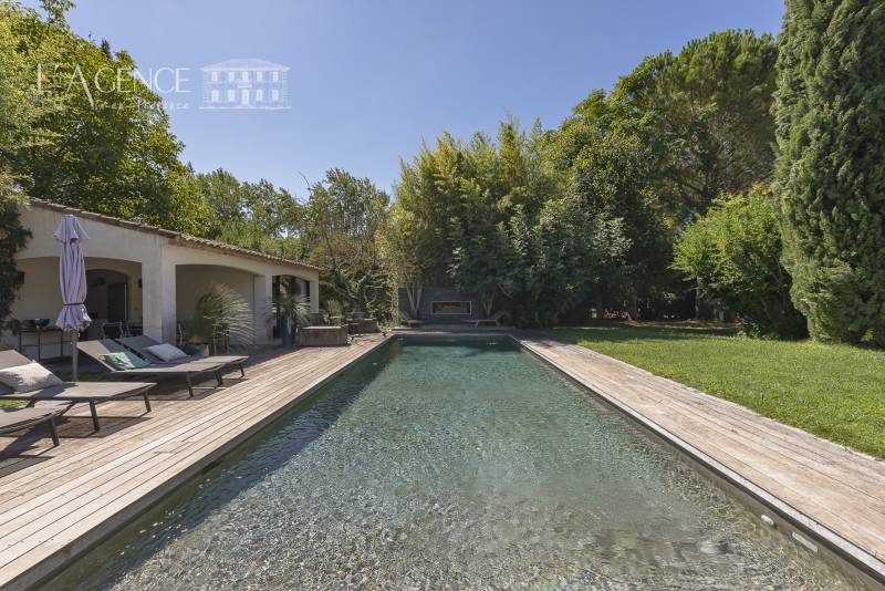 Maison de caractère 215 m² proche Aix en Provence