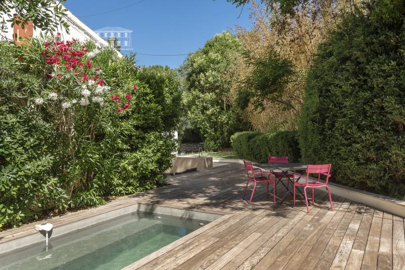 Maison 6 pièces 180 m² · à Provence · 180 m² · 995 000 €