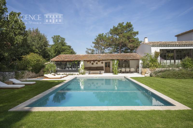 EXCLUSIVITÉ - Propriété d'exception de 380 m² au Nord d'Aix-en-Provence